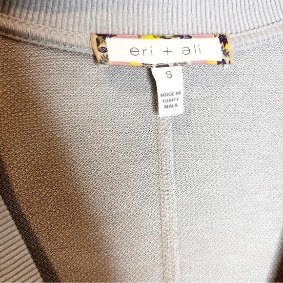 Eri + Ali | Slouchy Oversized Dolman Long Sleeve Top - Picture 5 of 5